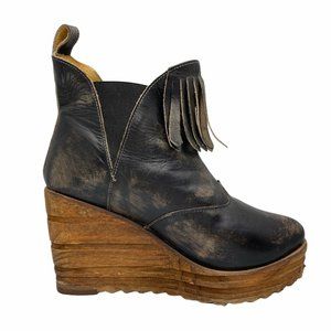 Bed|Stü RAVENNA Black Distressed Leather Fringe Wedge Platform Bootie Size 10